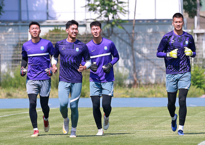 包含波特兰开拓者迎亚冠关键赛；今晚强势反弹；赛场秩序良好；赛程密集仍需轮换的词条-JIUYOUSPORTS